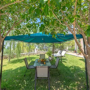 Rania-apartments 2 Argostoli (Kefalonia)